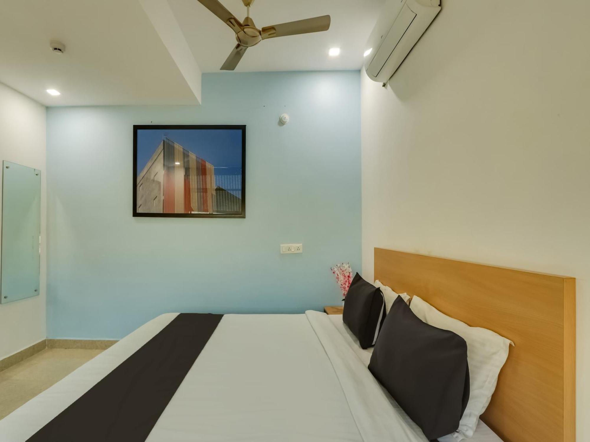 Super Townhouse Qualia Prime Hotel Near Nexus Mall Hyderabad Exterior foto